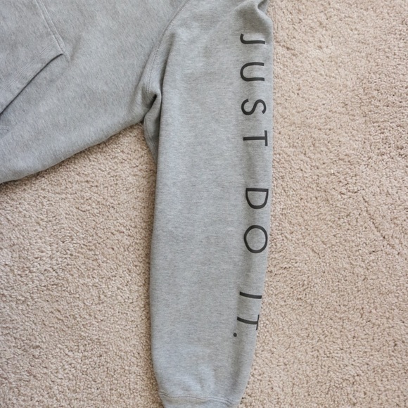 Nike Hoodie - Picture 4 of 5